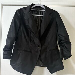 Blazer Focus 2000 size 10 satin cinched arms